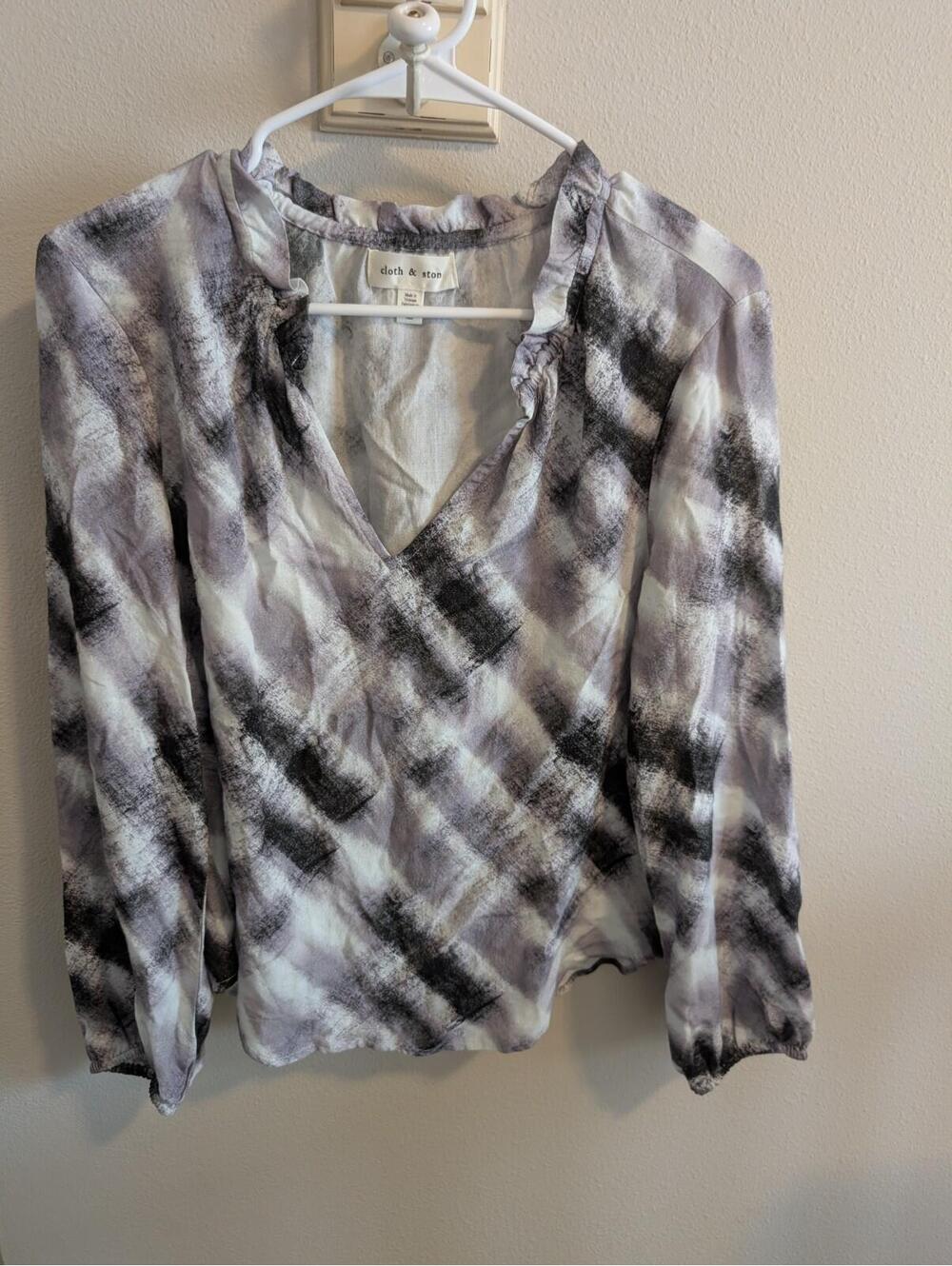 Cloth & Stone Women's XS Long Sleeve Black And White Tie Die Sparkle Boho Blouse